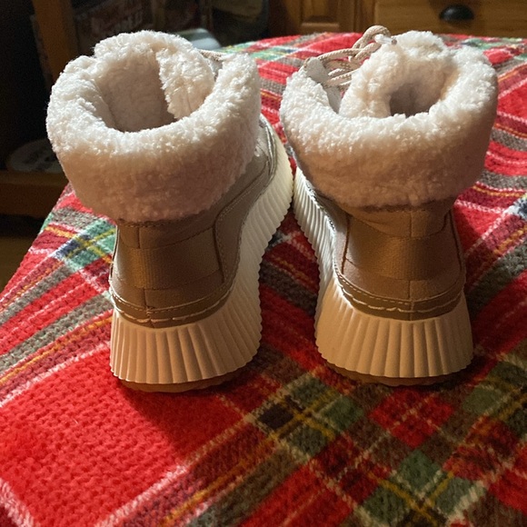 DOLCE VITA NATURAL LEATHER BOOTS - Picture 3 of 6